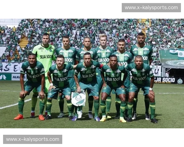 绿茵追梦，不屈之魂：沙佩科恩斯与巴拉纳竞技的足坛史诗